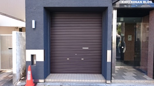 きど興産ビル1F
