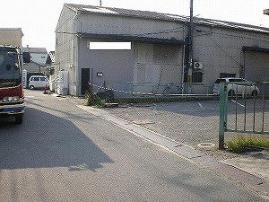 布市町2丁目貸し倉庫 画像1